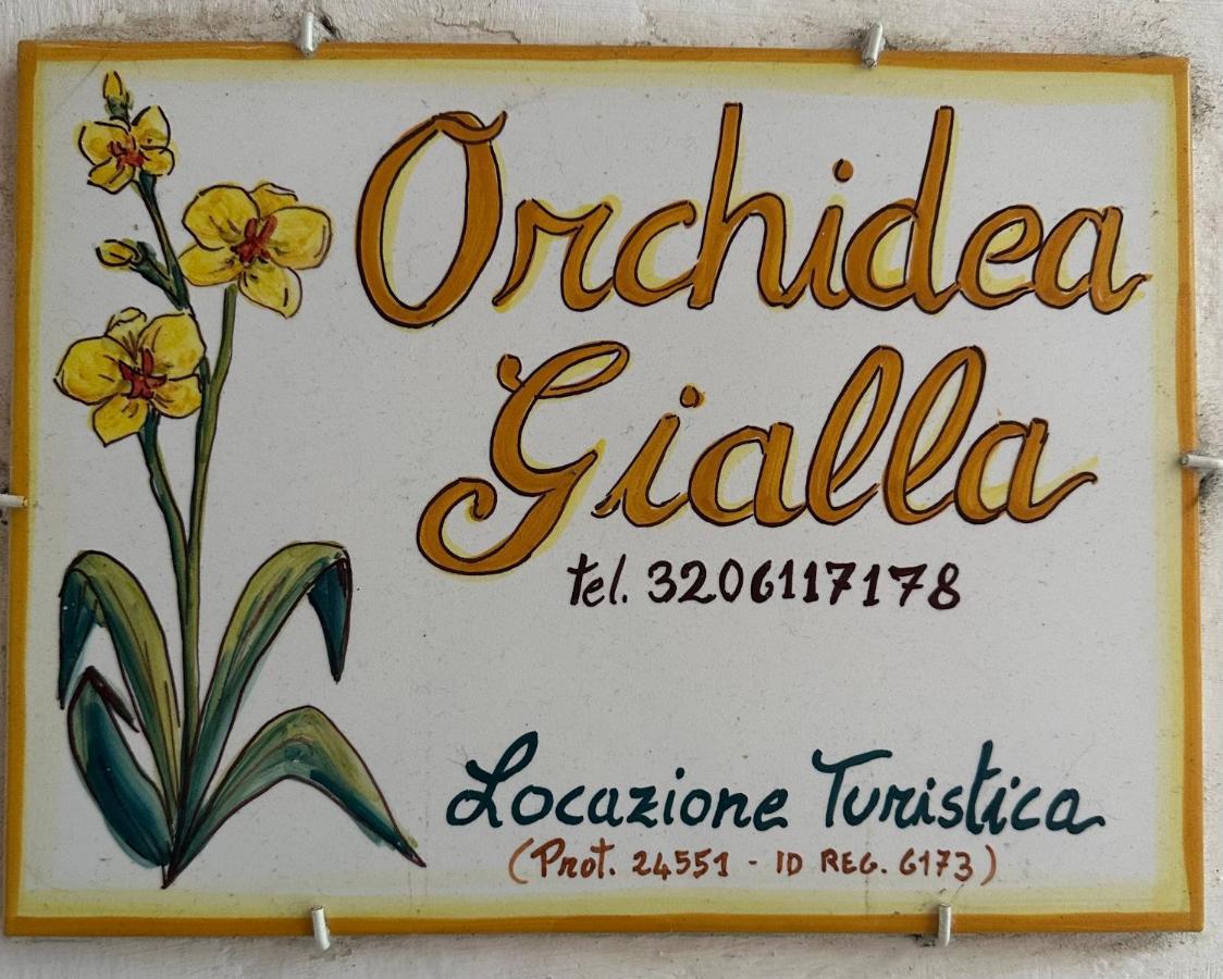 Orchidea Gialla Гаэта Экстерьер фото